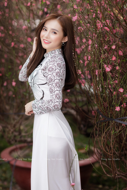 篮球运动成为多城市全民健身的重要组成部分，篮球运动对群众体育的作用